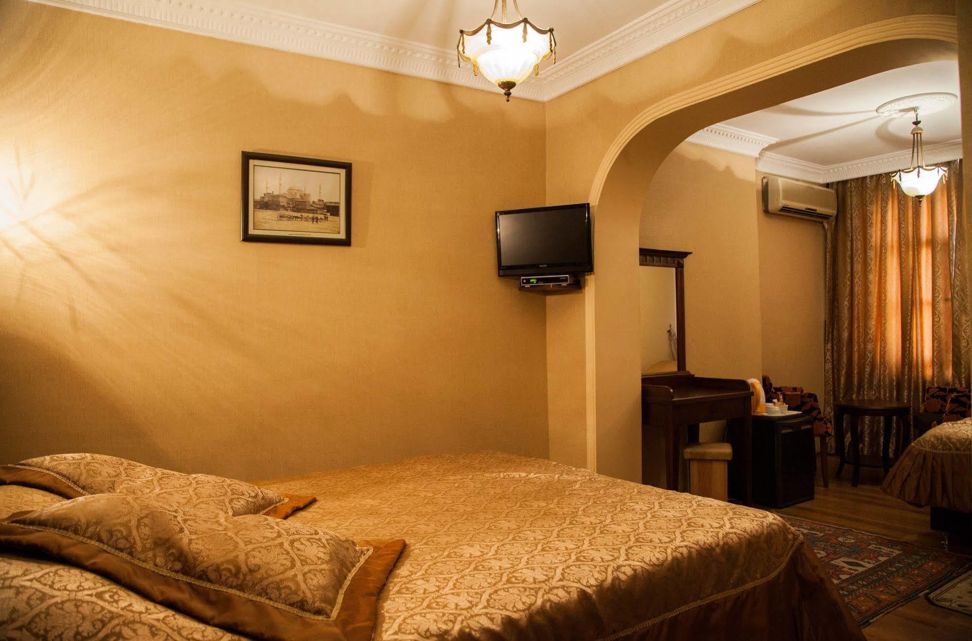 Cem Sultan Hotel Istanbul Ngoại thất bức ảnh